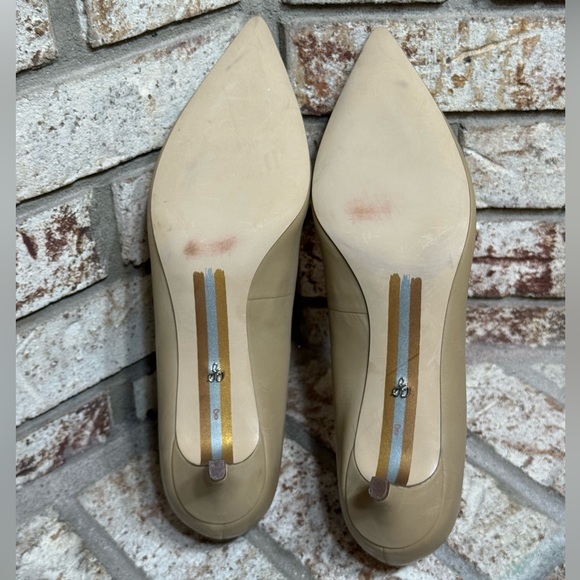 Sam Edelman Dori Nappa Leather Pointed Toe Kitten Heel Pumps in Soft Beige - Picture 5 of 12